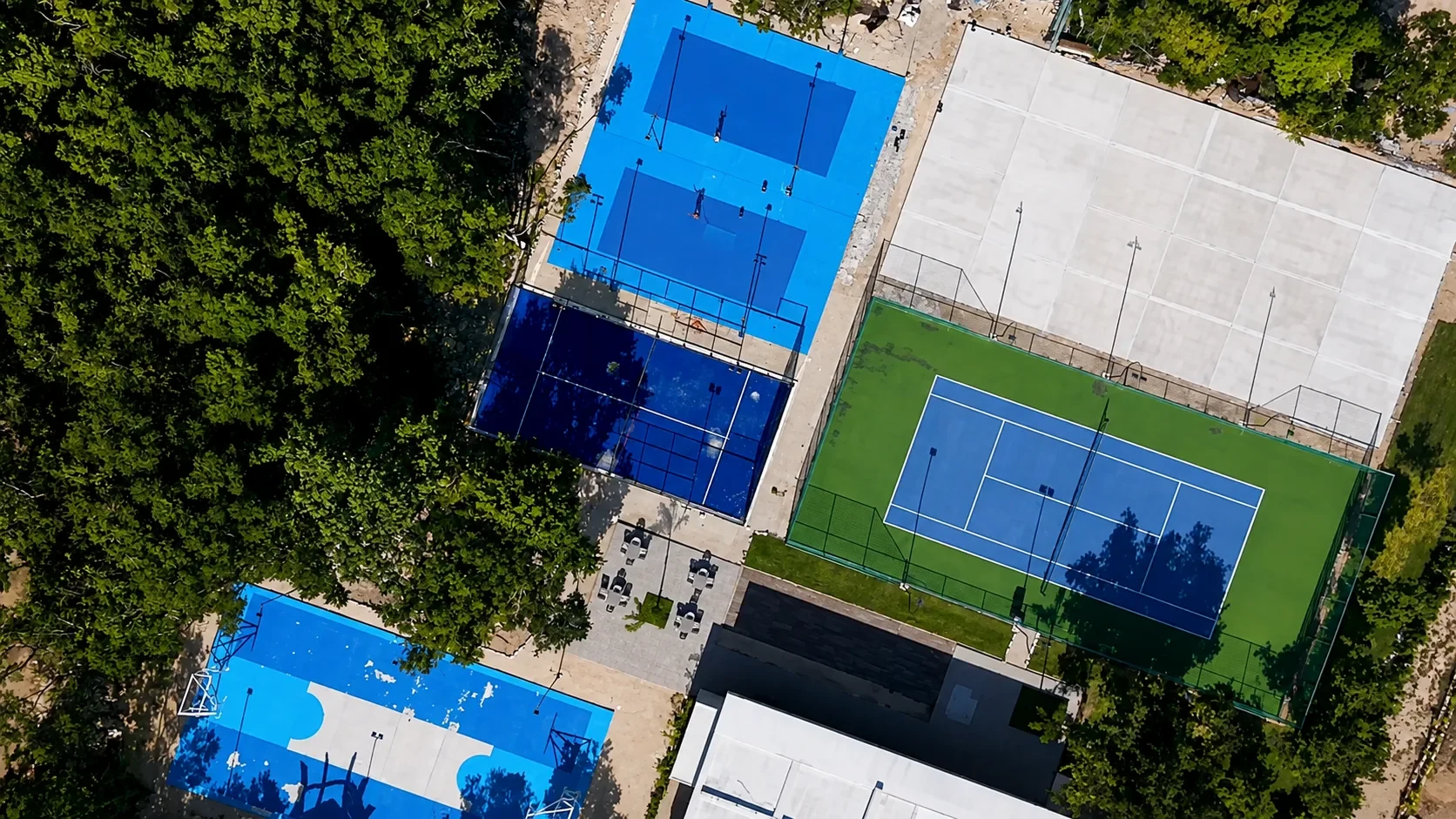 Club Deportivo y Alberca Semiolímpica